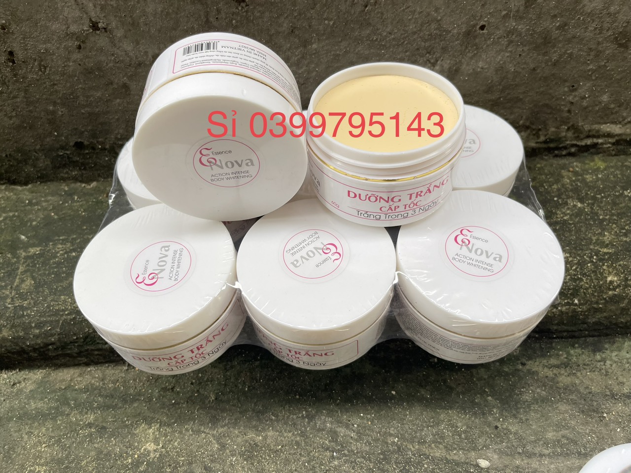 Kem Dưỡng Trắng Cấp Tốc Enova Essence 60g/ Hủ