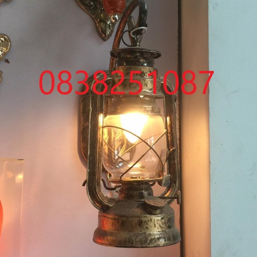 Đèn tường trang trí phong cách cổ điển ( Tặng kèm bóng led ánh sáng vàng )
