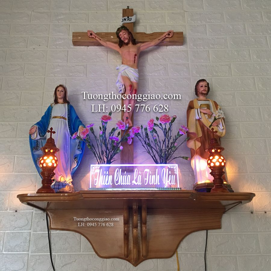 Bàn thờ Thiên Chúa kệ 90x30cm gỗ thông (Chưa gồm tượng)