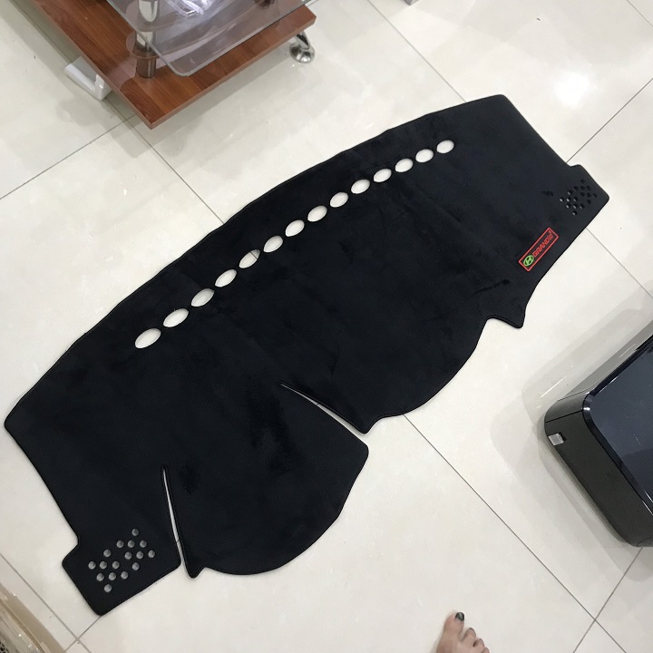 Thảm taplo nhung xe Hyundai Grand i10 phom 2014 đến 2020