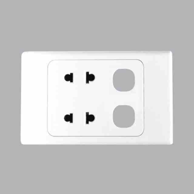 [HCM]Ổ cắm 2 + 2 lỗ MPE