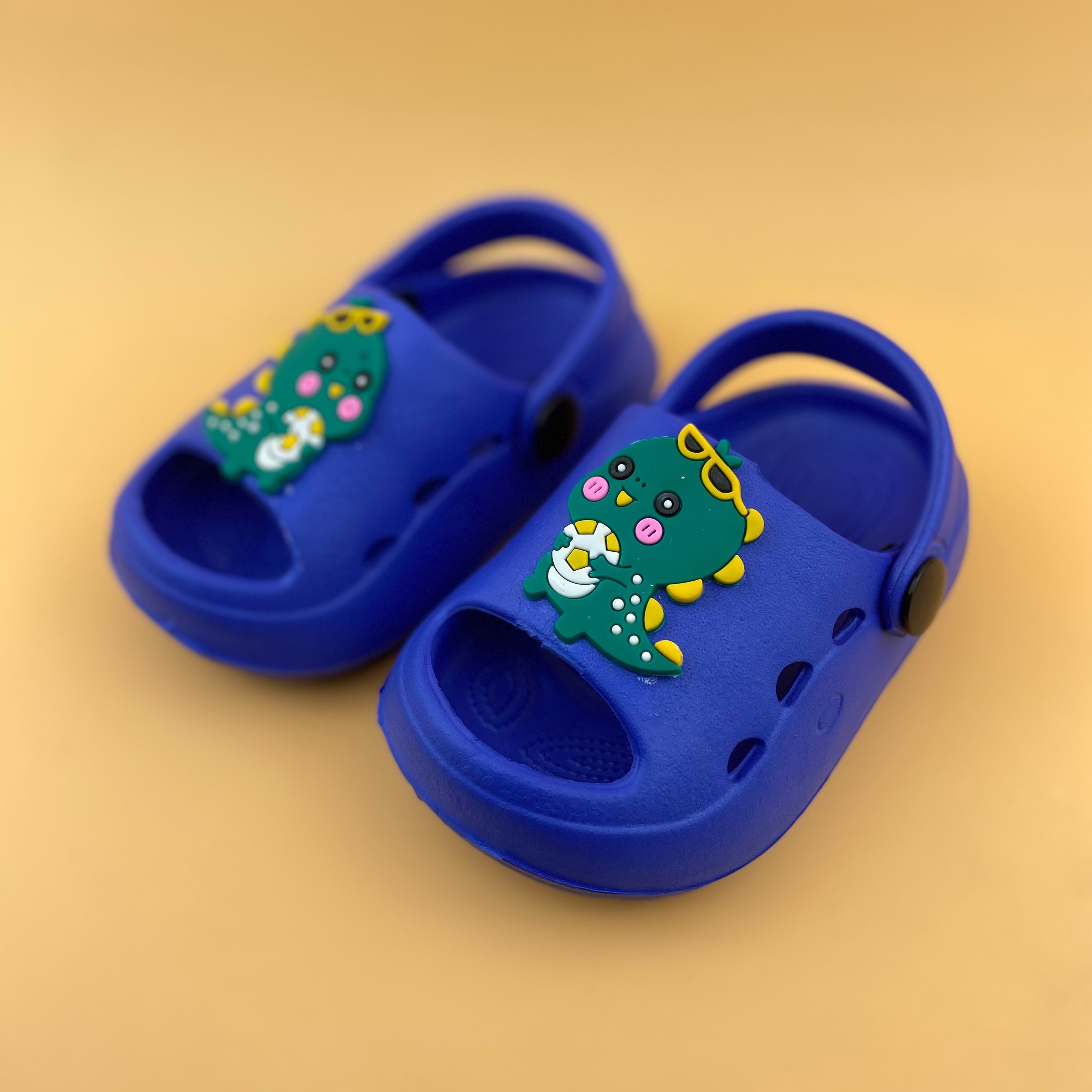 Dép Hở Mũi Siêu Mềm Cho Bé Trai Bé Gái Chống Trơn Trượt (sticker ngẫu nhiên)