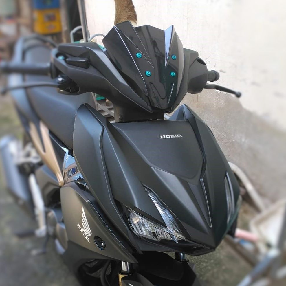 Mão Xe Winner X V2 Kiểu 2 Sừng Đen Bóng