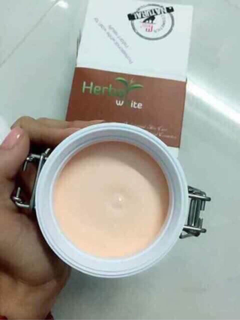 Kem Ủ trắng thảo mộc Mwhite