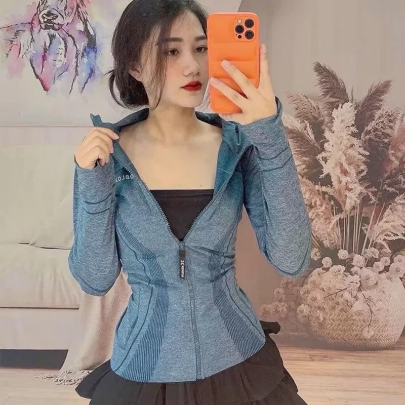 Áo khoác chống nắng nữ có nón chất vải co giãn thoáng mát ôm body