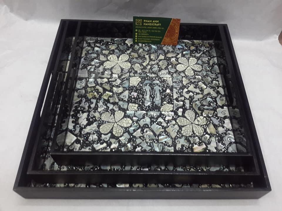 Khay gỗ sơn mài khảm trai, khảm trứng ( 27 x 27cm)
