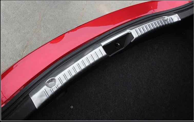 chống trầy cốp mazda 3 2015-2019 new