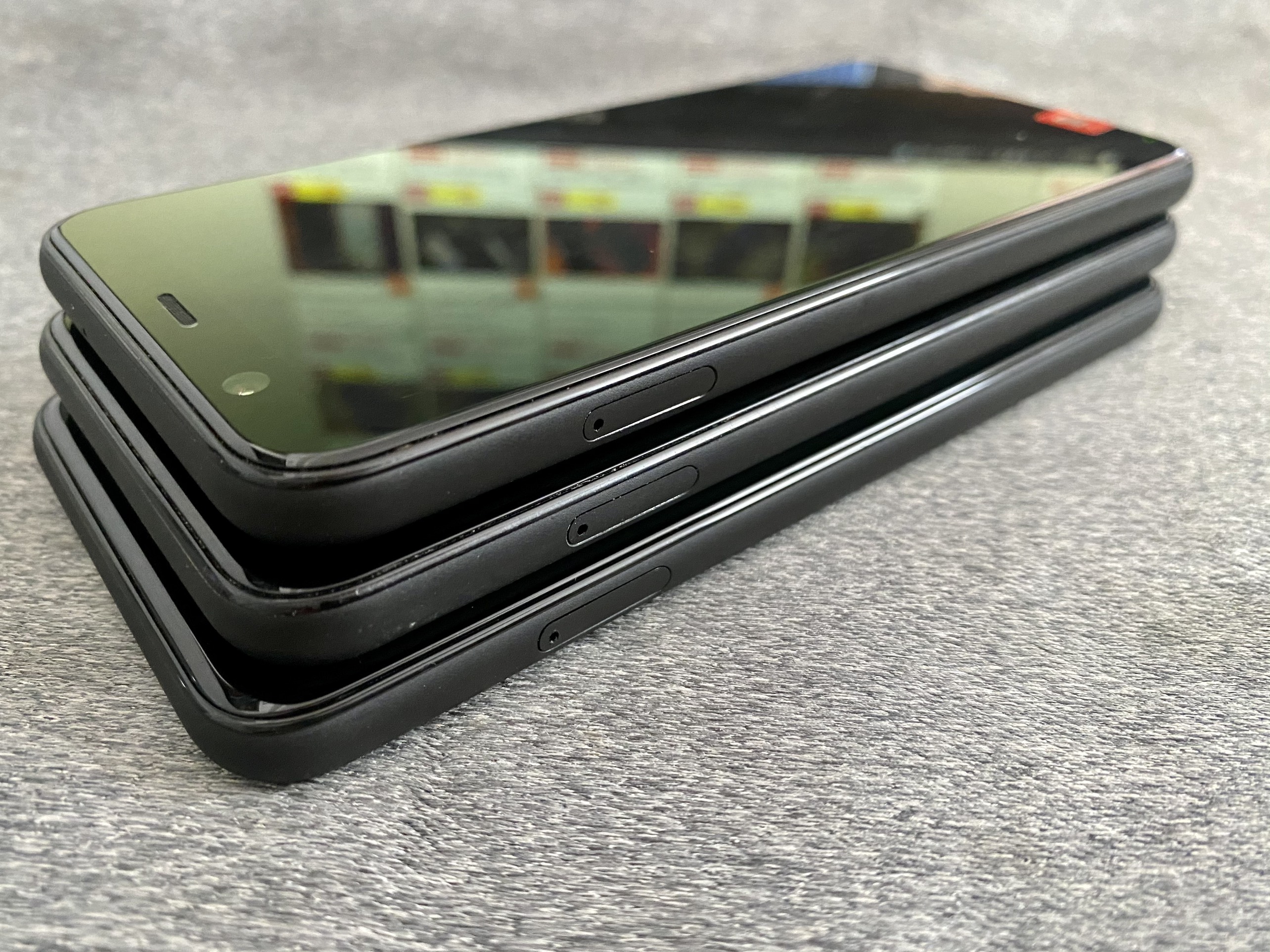Điện thoại Google Pixel 4 Quốc tế ram 6gb/64gb