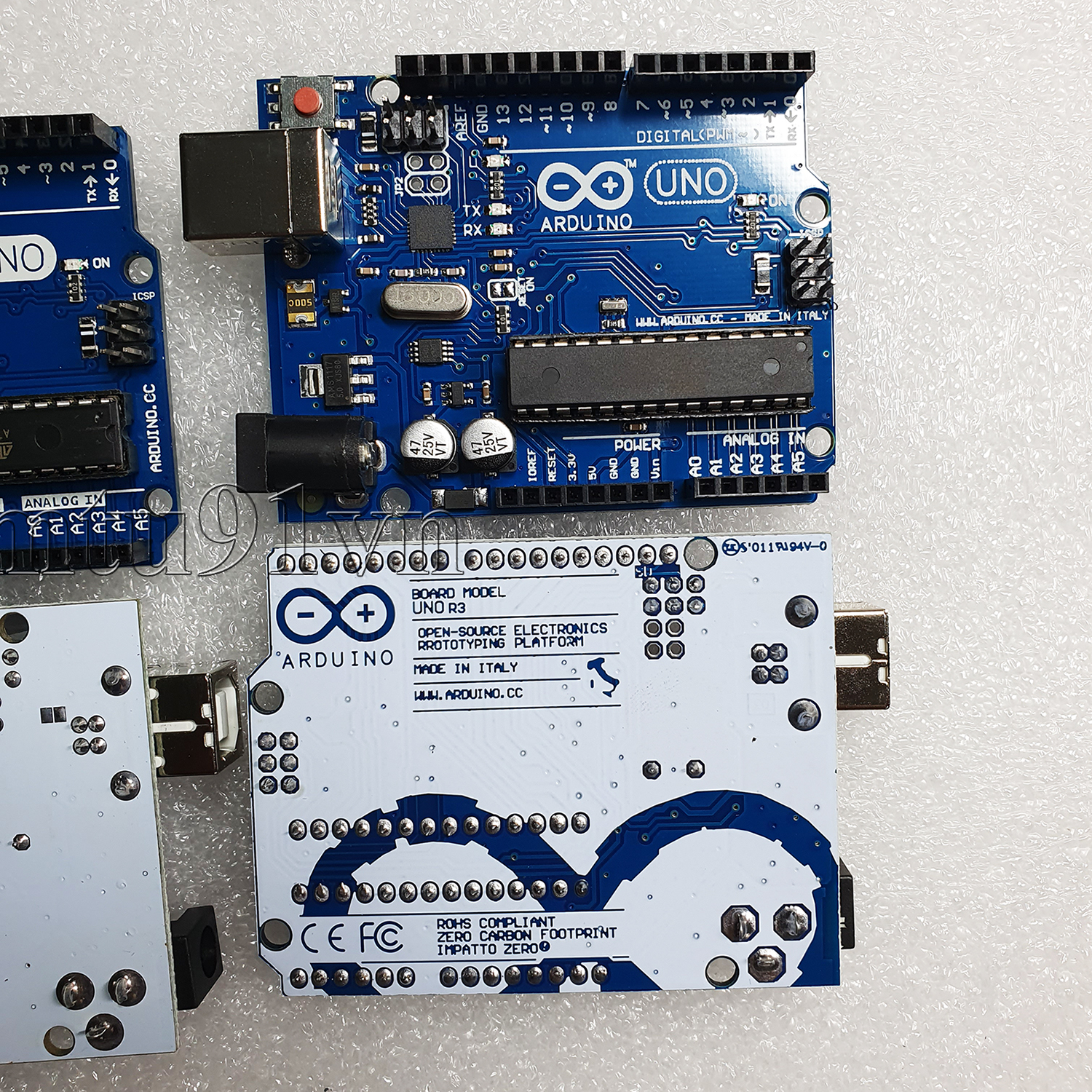 Arduino Uno R3 Dip Circuit (Good Quality Plug-In Chip - USB Cable Included)