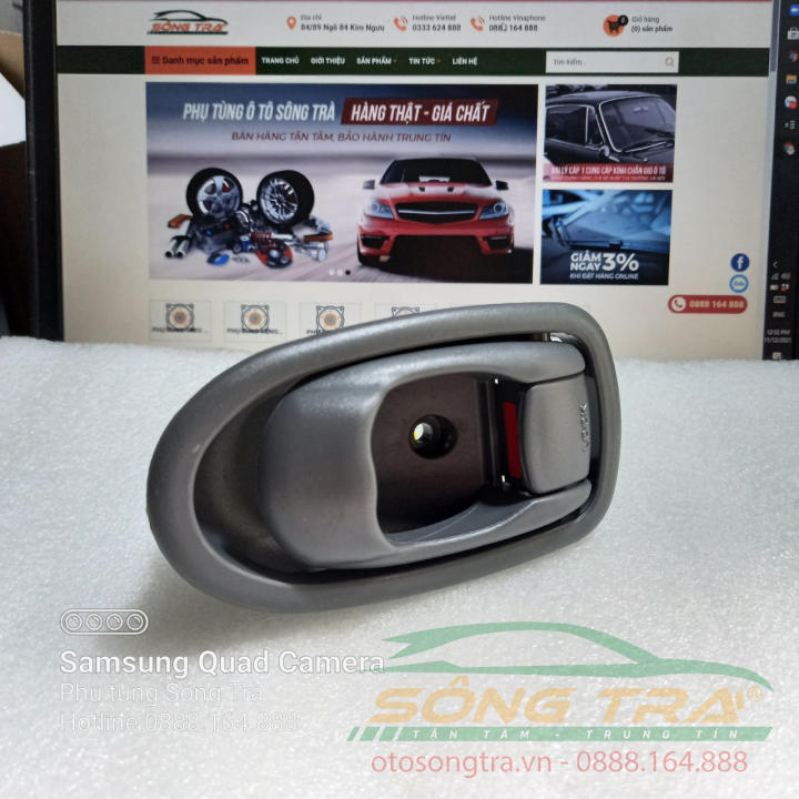 TAY MỞ CỬA TRONG KIA SPECTRA