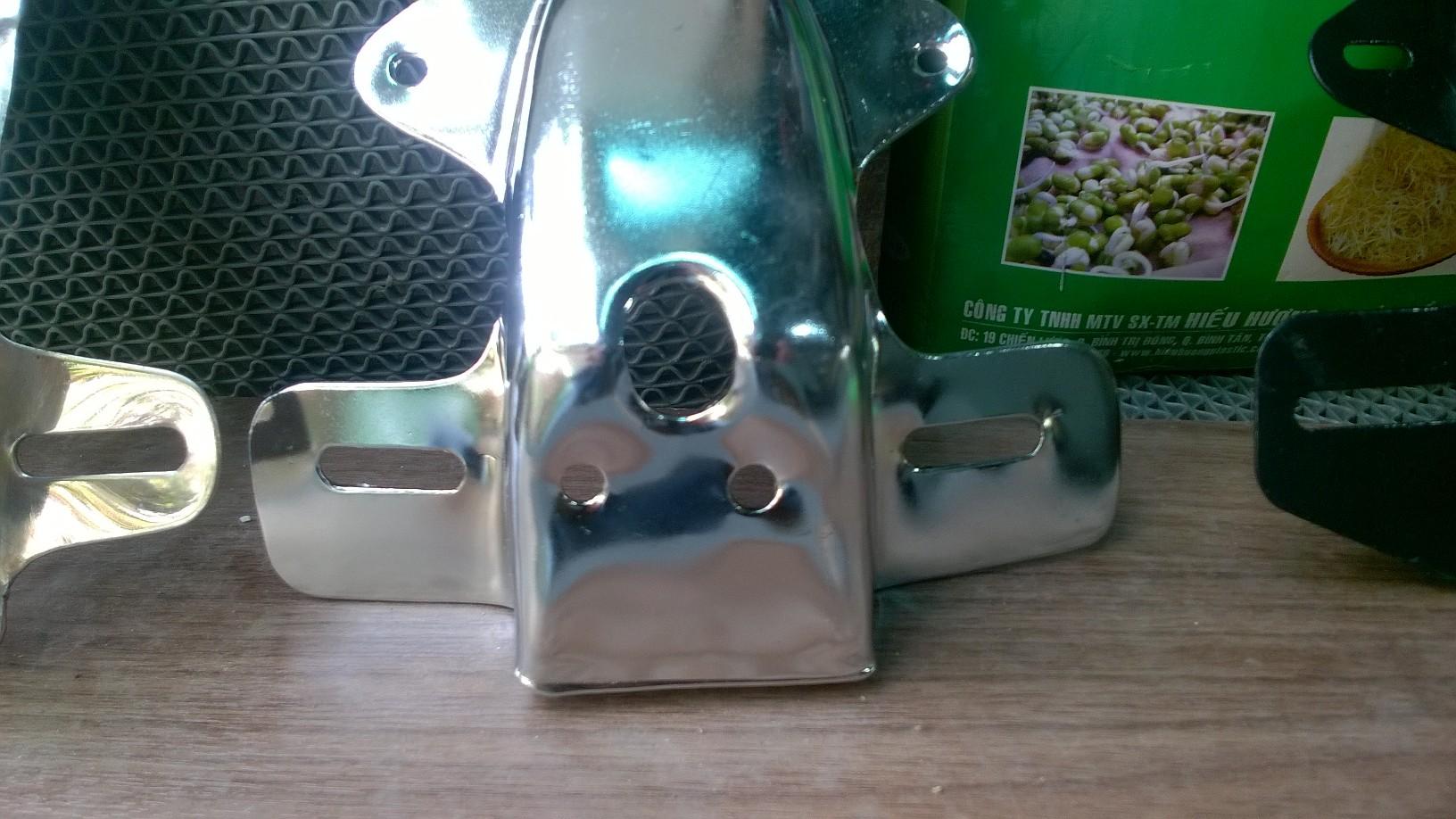 cóc dè gắn đèn hậu+ bảng số cho honda 67 , Cd, Cl-inox