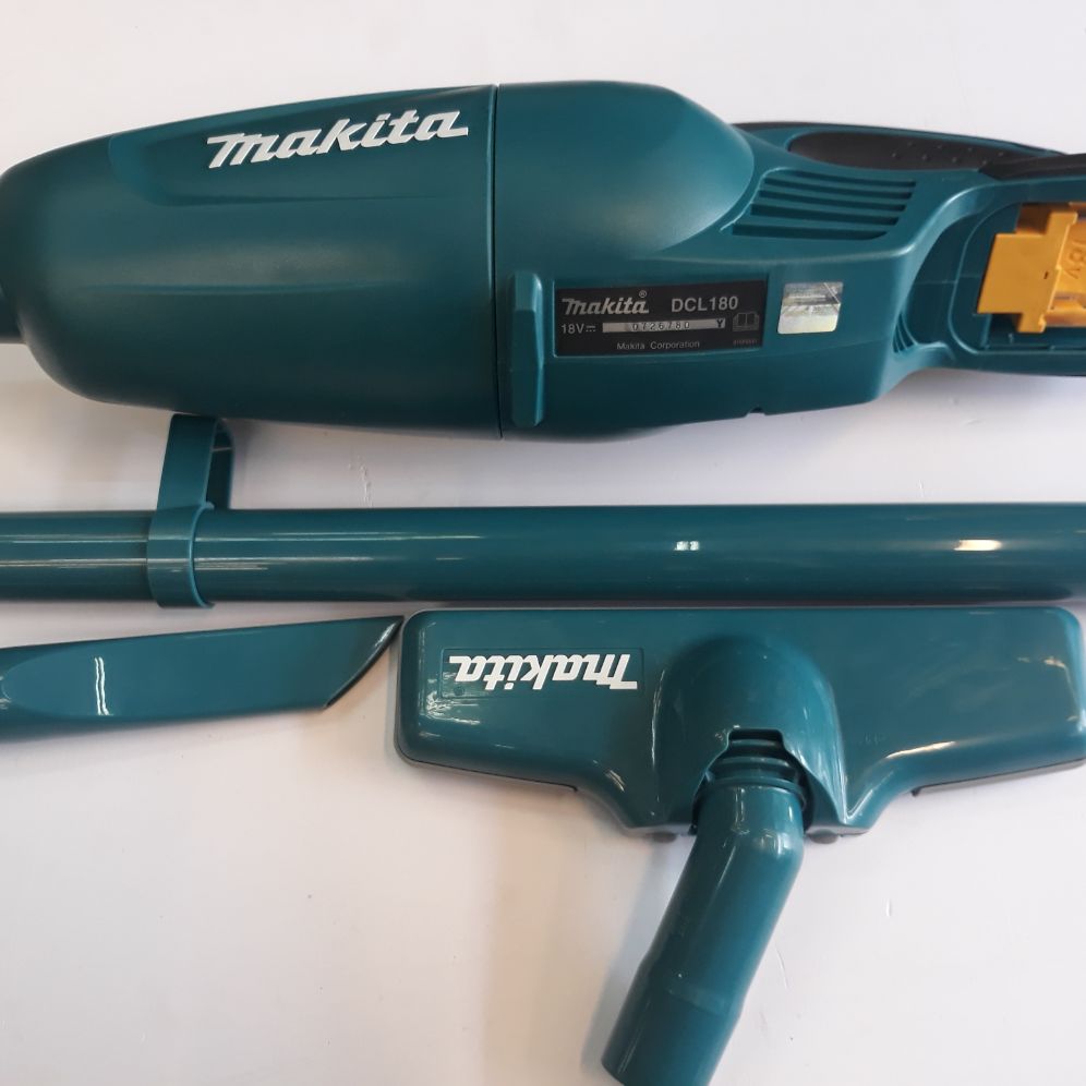 máy hút bụi pin 18v makita