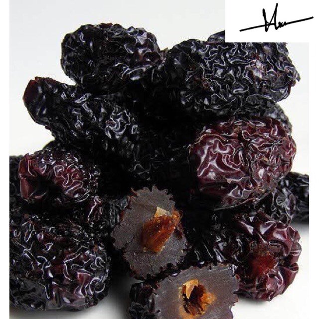 1kg táo tầu đen dẻo ngon hàng loại 1