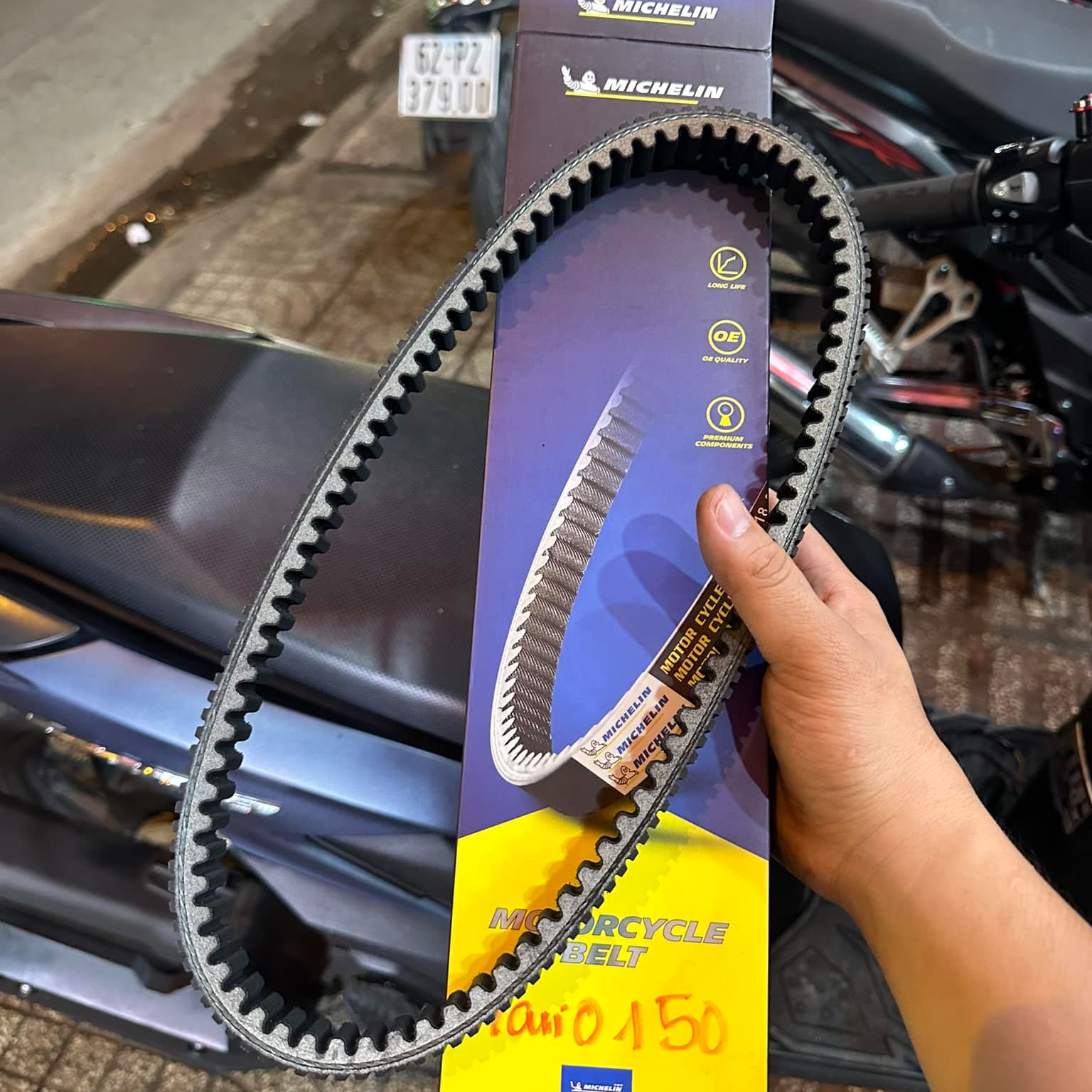 Dây Curoa Michelin cho Vario 150, dây 2 mặt
