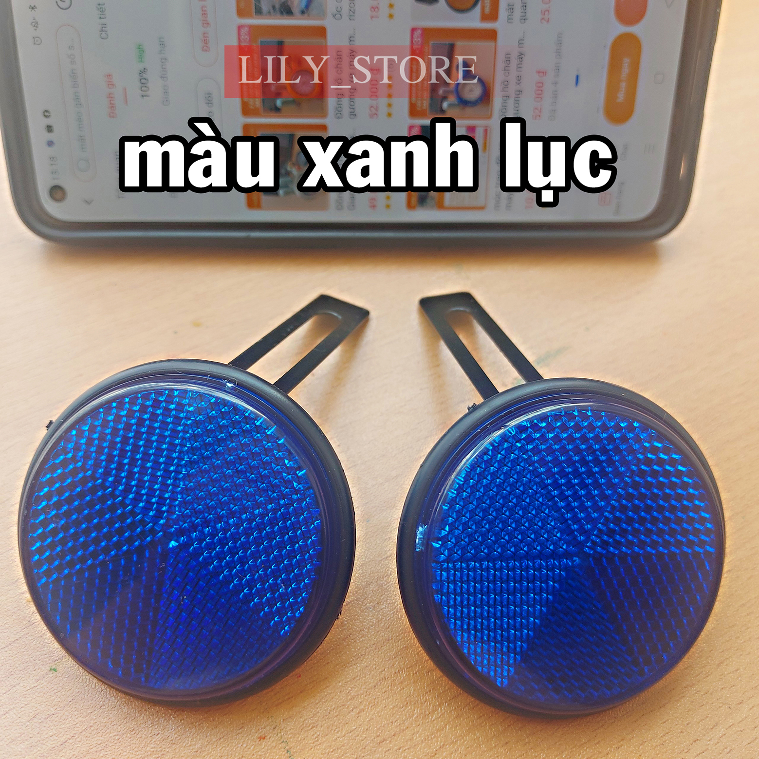 mắt mèo phản quang gắn bản số xe