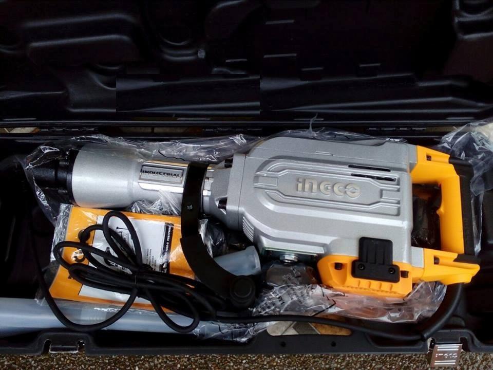 Máy đục bê tông 1700W Ingco PDB17008