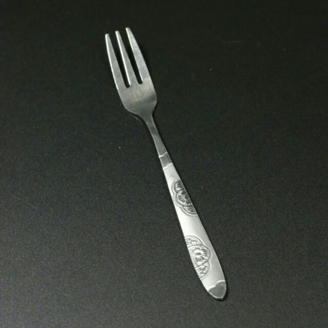 Dĩa ăn hoa quả inox hoa văn