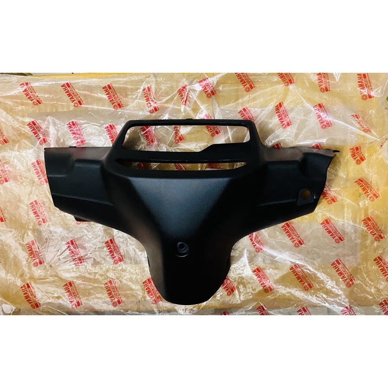 Ốp đầu sau, gáy, bợ yamaha sirius đời đầu chính hãng