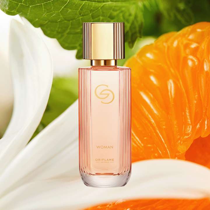 GIORDANI GOLD WOMAN EAU DE PARFUM.