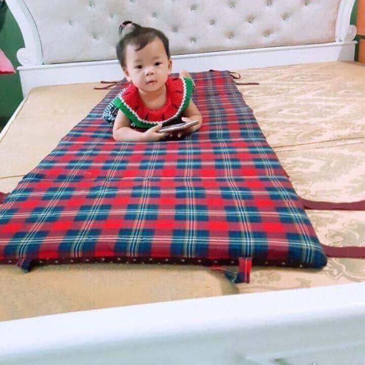 Đệm Gấp Văn Phòng Siêu Nhẹ