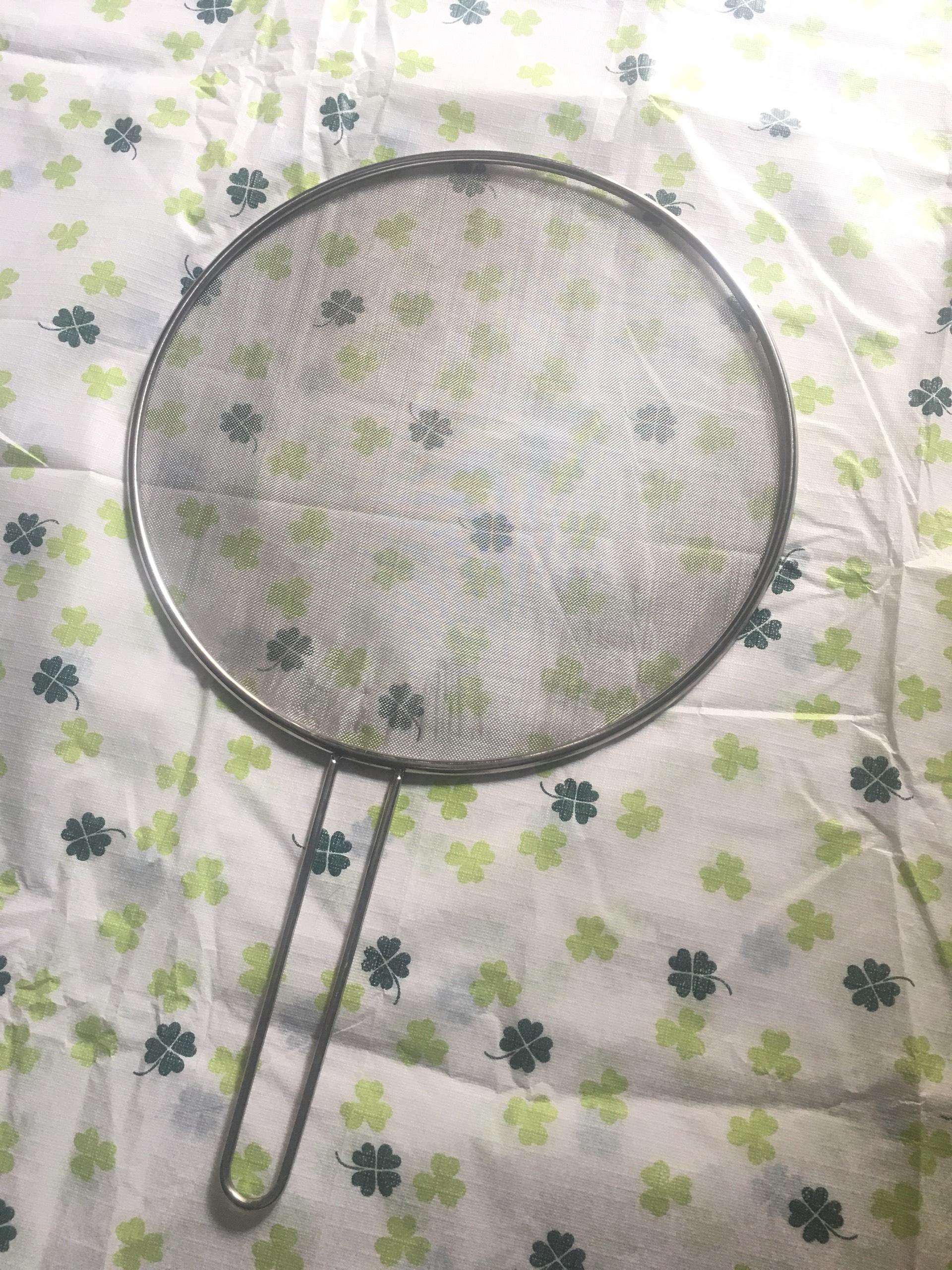 3 miếng nắp Inox chặn dầu mở. Kích thước size 29cm