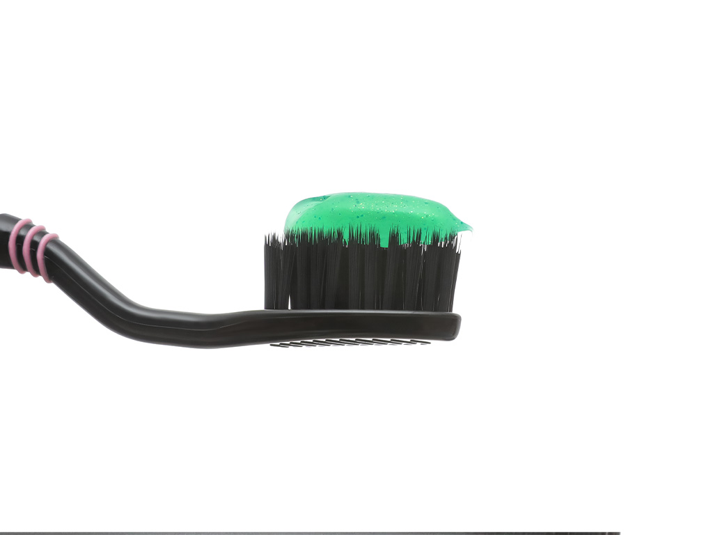 [Tặng kèm bàn chải đánh răng] Combo 3 kem đánh răng Closeup Bạc Hà 230gx3