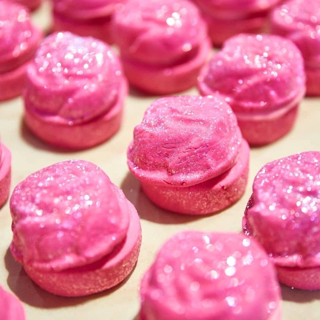 [HCM]Tạo bọt bồn tắm LUSH - Rose Jam bubble bar