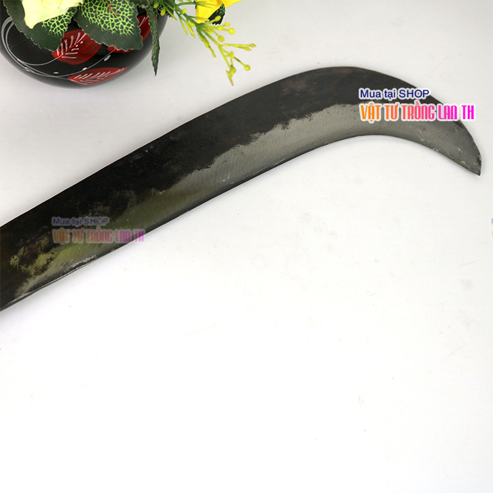 Dụng cụ phát cành cây cán gỗ