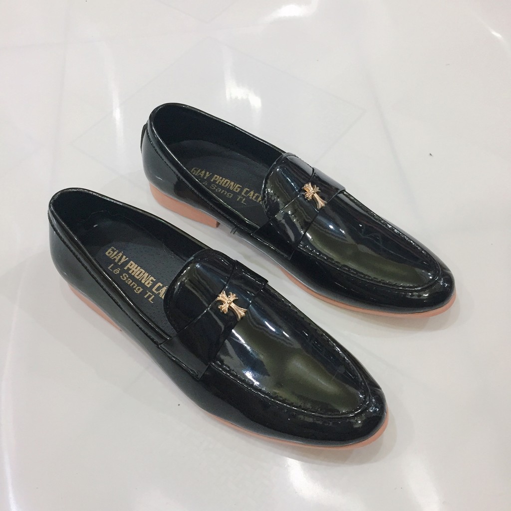 >> BÁO GIÁ GIÀY TÂY NAM VINA-GIÀY AGT.J0048-XA | Shopee Lazada Sendo Tiki mới nhất 125 Giày tây nam da bóng đai kim loại chữ thập vàng lịch lãm hàng cao cấp giá rẻ( Vina Store )