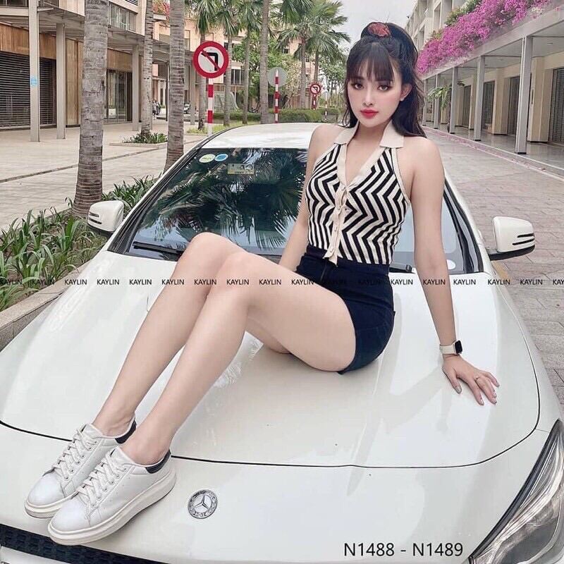 Áo ba lỗ cổ bẻ yếm hở lưng hottrend 2022