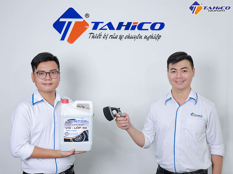 Dung dịch làm đen bóng vỏ lốp Ventek 1 lít