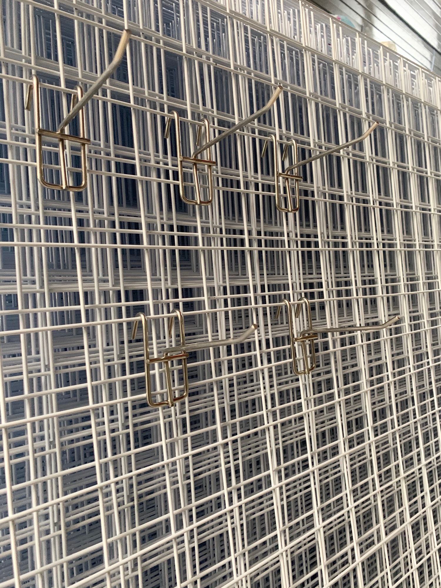 Combo 10 móc cài lưới treo đồ, tay treo đồ inox 10cm