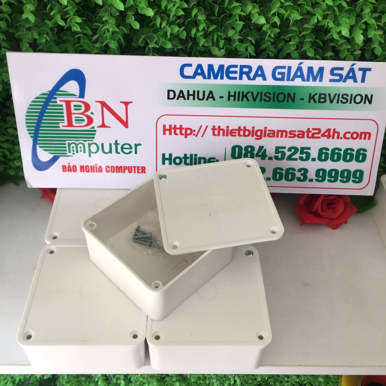 Hộp kỹ thuật trắng thi công camera - 1 chiếc