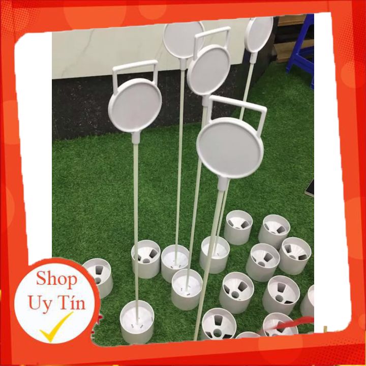 Bộ lỗ cờ golf bằng nhựa (Bộ hố và cờ golf)