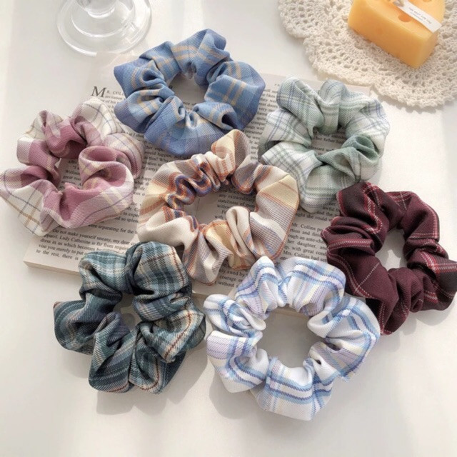 Dây cột tóc scrunchie (màu ngẫu nhiên)