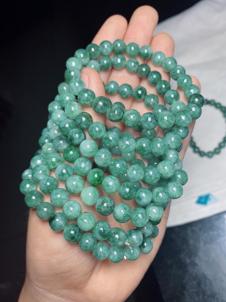 Vòng tay, lắc tay phong thủy đá ngọc phỉ thúy