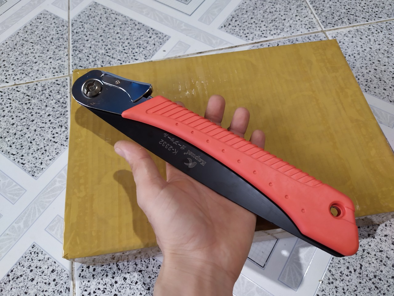 Cưa gỗ gập lưỡi Kapusi
