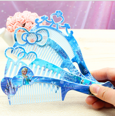 Lược Chải Tóc Hình Công Chúa Elsa -Màu Xanh