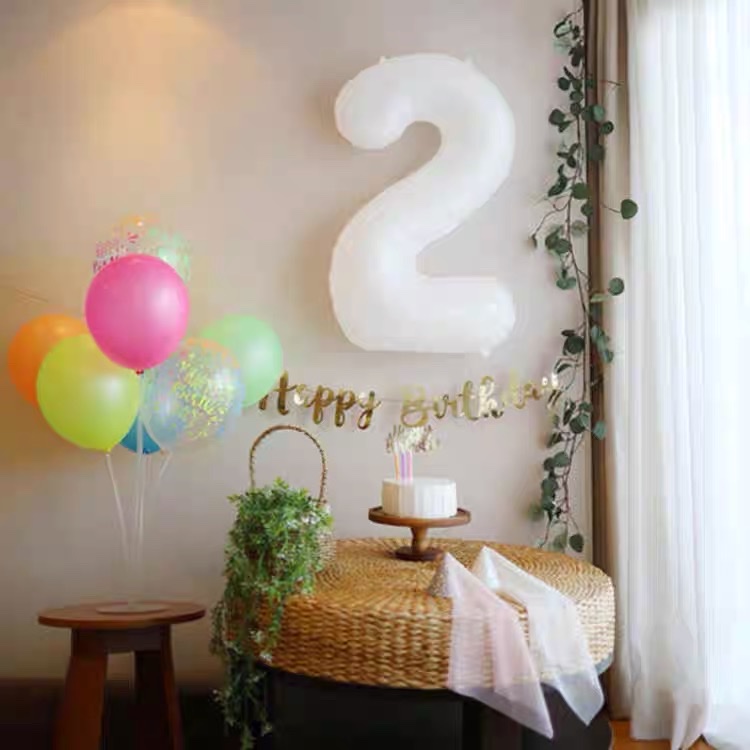 Bóng số màu trắng 32inch / 70 cm