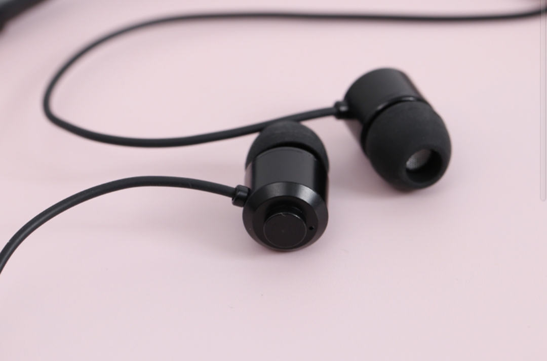 (Fullbox) Tai nghe Bluetooth Roman Z6000s mới 100%