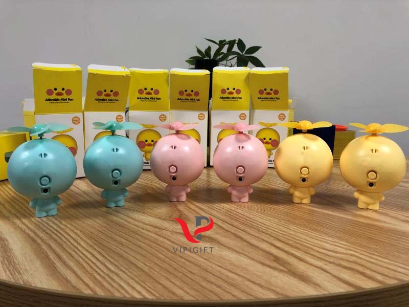 [HCM]QUẠT CẦM TAY MINI VỊT CON DỄ THƯƠNG- VIPIGIFT