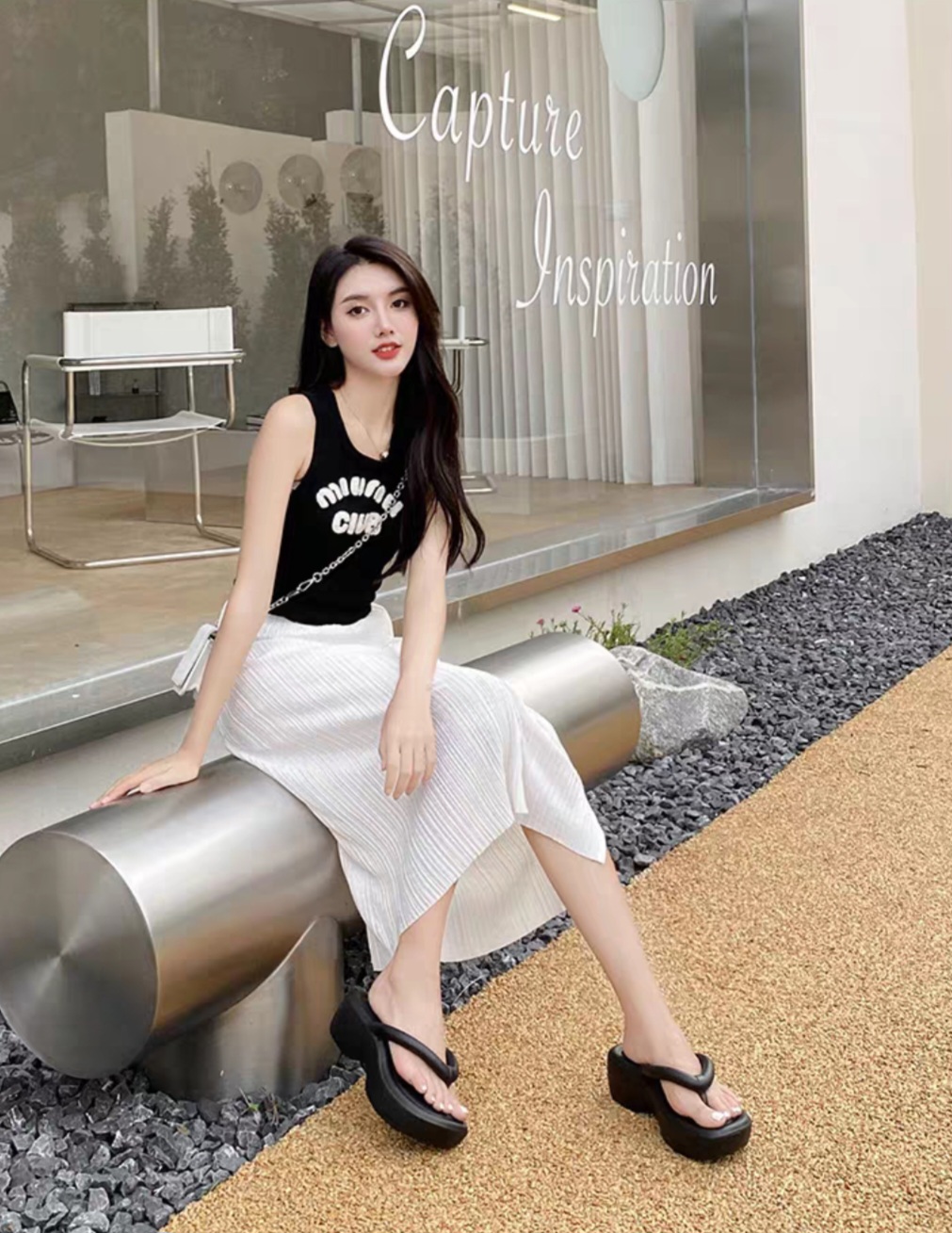 Dép Xỏ Ngón Đế Dày Mũi Vuông