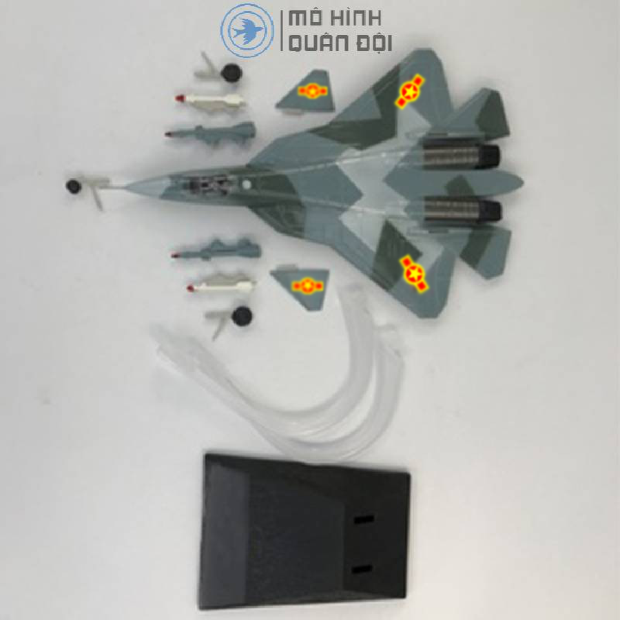 Mô Hình Tĩnh Su-57 Cờ KQVN Dài 32cm ABS