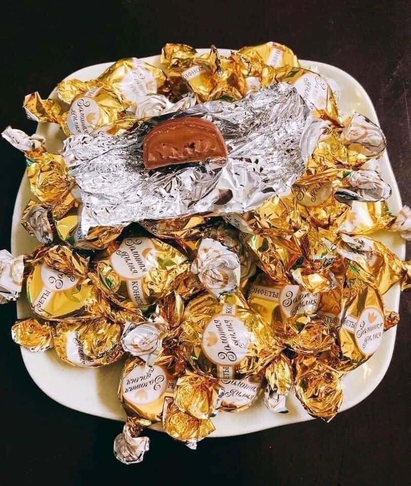 Kẹo socola huệ vàng của Nga 500g (tách từ gói 1Kg)
