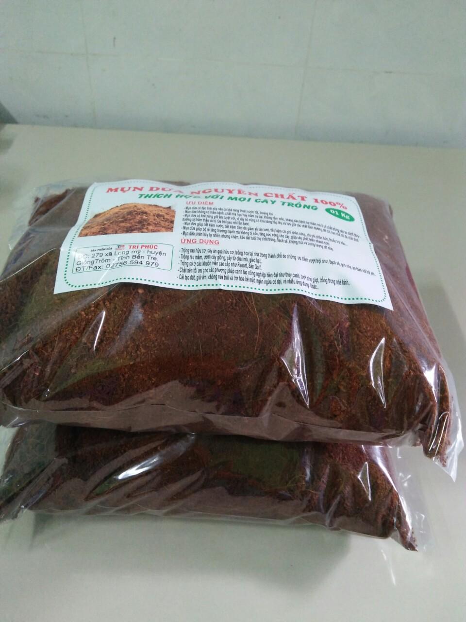 Combo 02 túi mụn dừa ( mỗi túi 01kg)