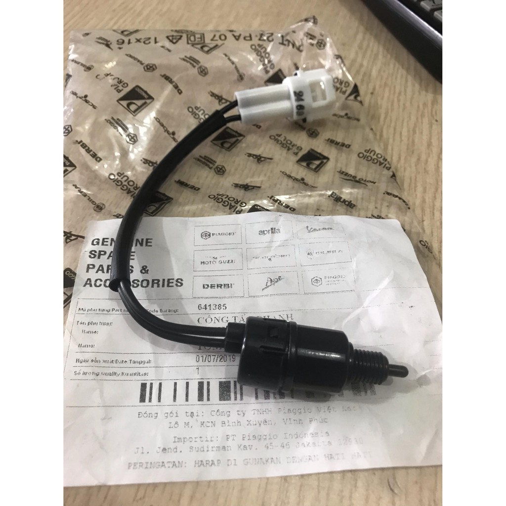 Công Tắc Tay Phanh Vespa Piaggio có dây (Chính Hãng)