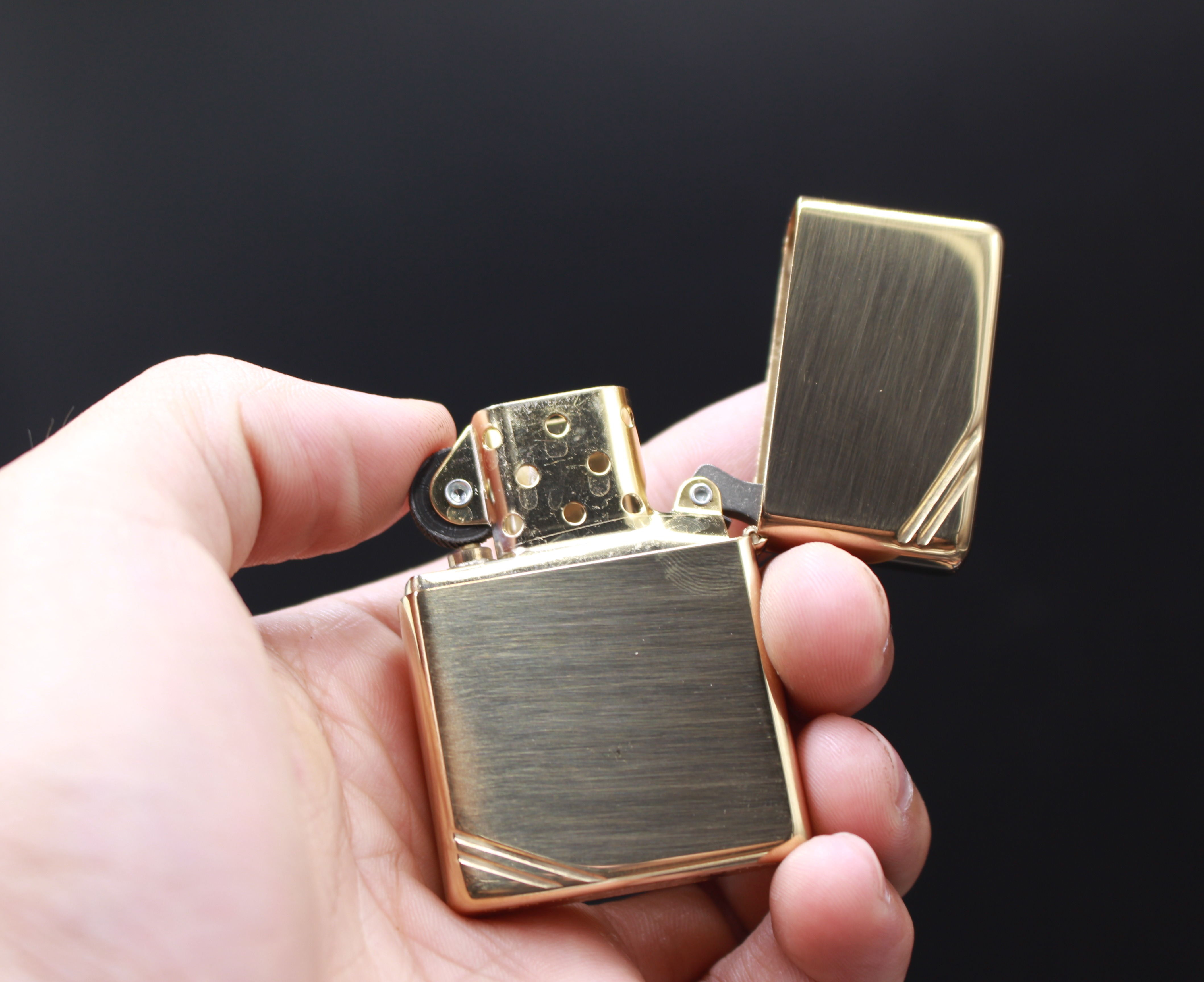 Bật Lửa Zippo Vintage High Polished Brass 270