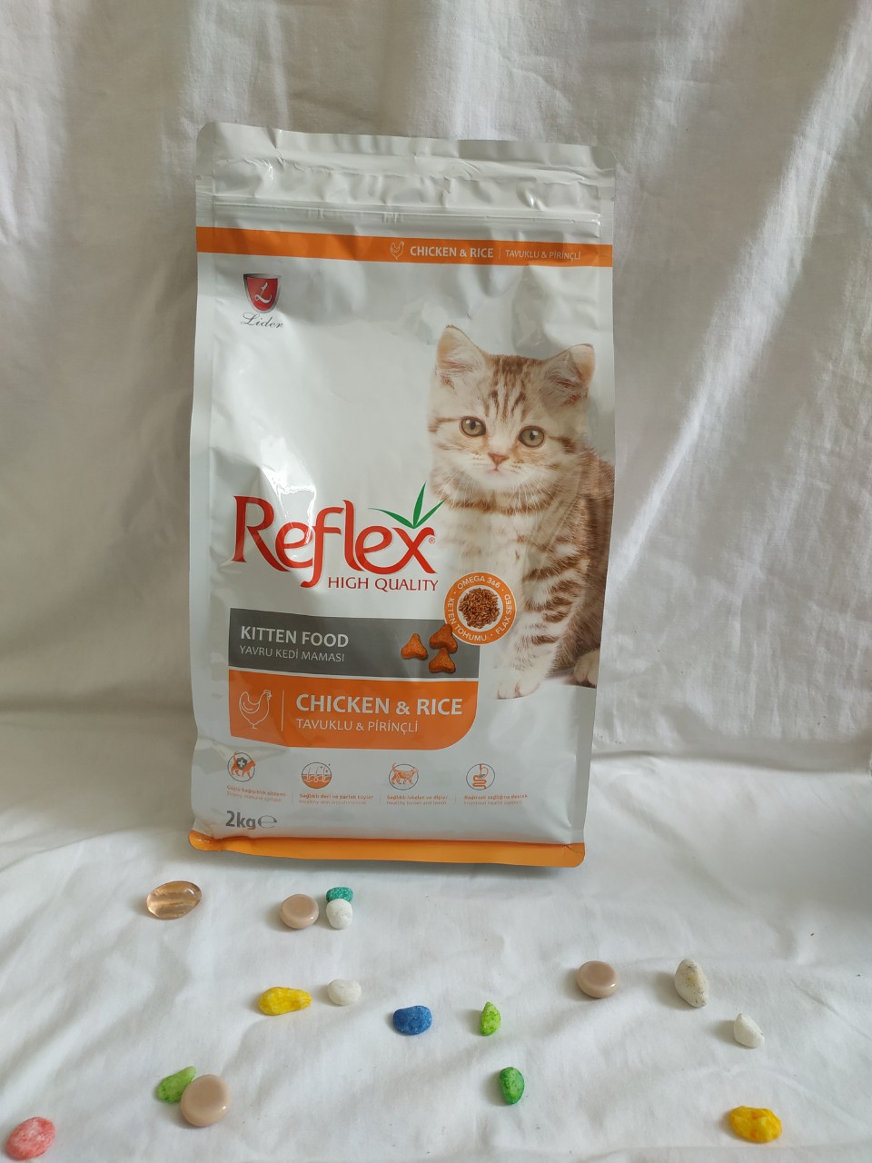 Thức ăn cho mèo con Reflex high quality with chicken & rice 2kg