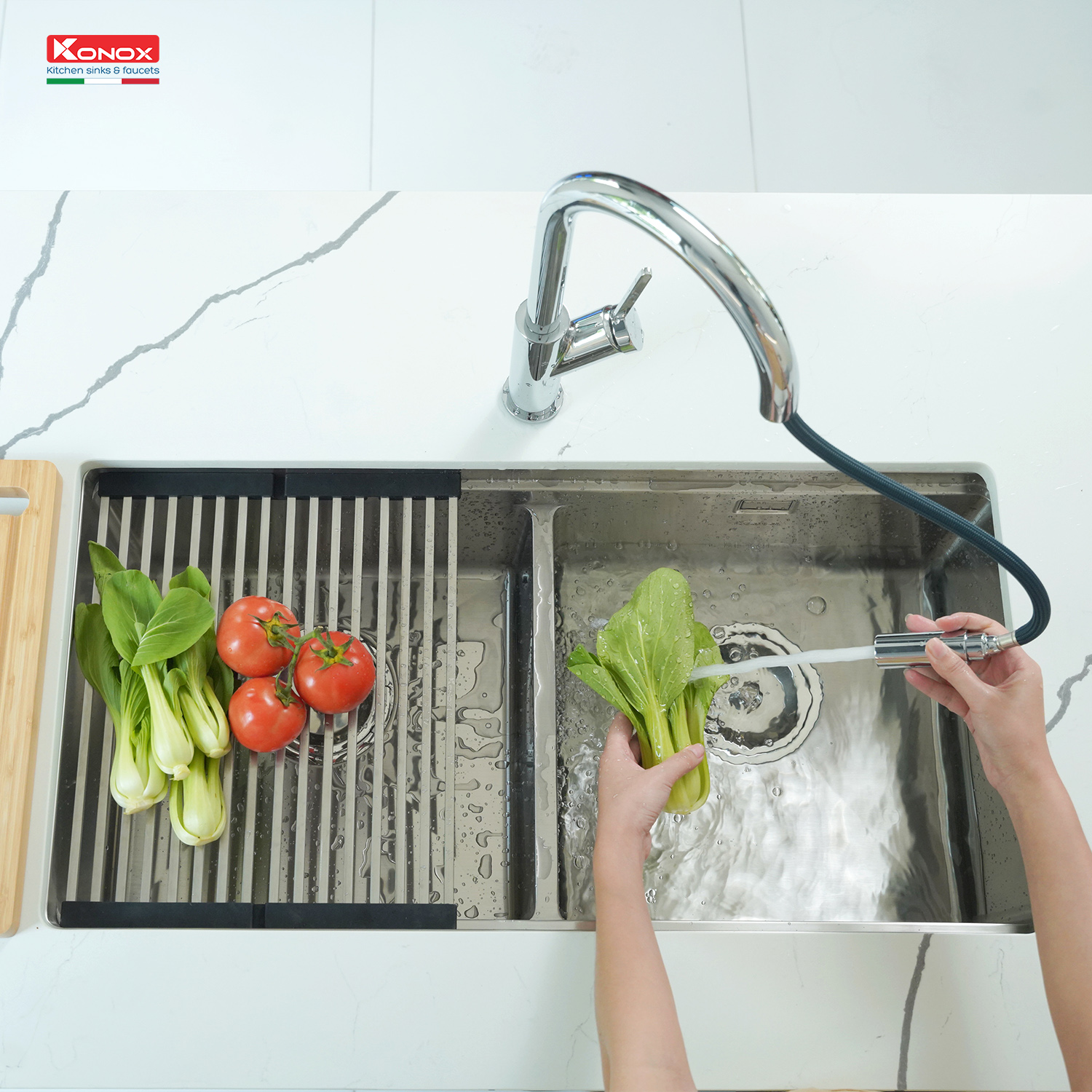 Chậu rửa bát inox 2 hố lắp âm Konox KN8745DUB