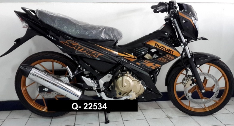 Tem rời Satria ngôi sao cam đen